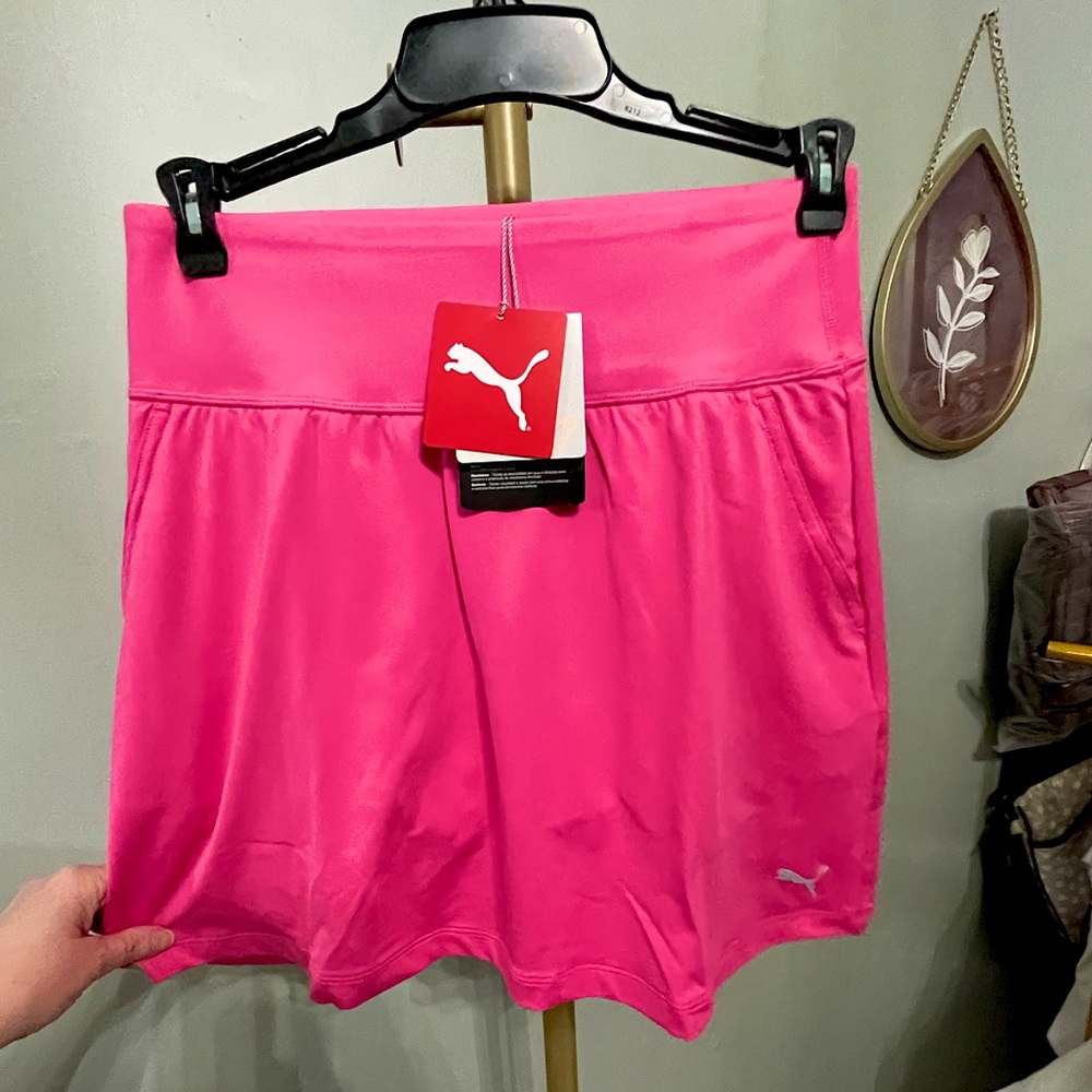 NWT Puma Power shape skort size small